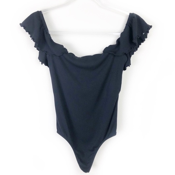 Wilfred by Aritzia Ruffled off-shoulder ribbed bodysuit size: M - Picture 1 of 13